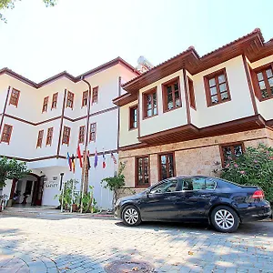 Karyatit Kaleici Otel